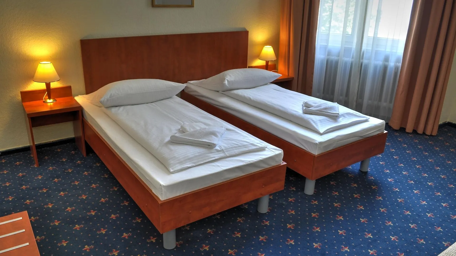 Hotel Europa City Berlin 3*,