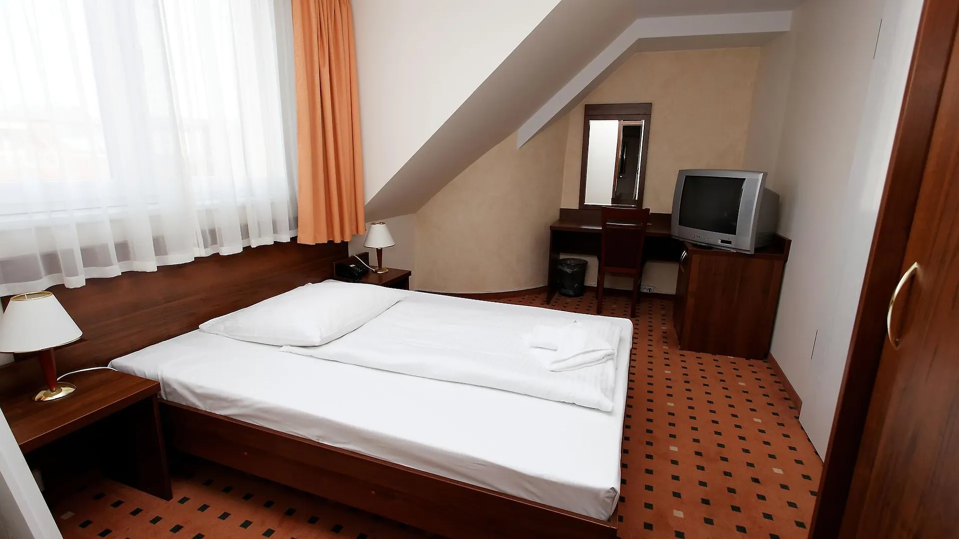 Hotel Europa City Berlin 3*,