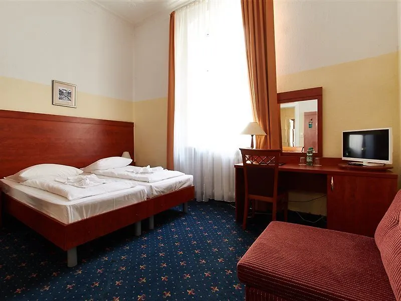 Hotel Europa City Berlin 3*,